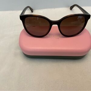 Kate Spade Melanie Polarized Sunglasses - Slightly Used